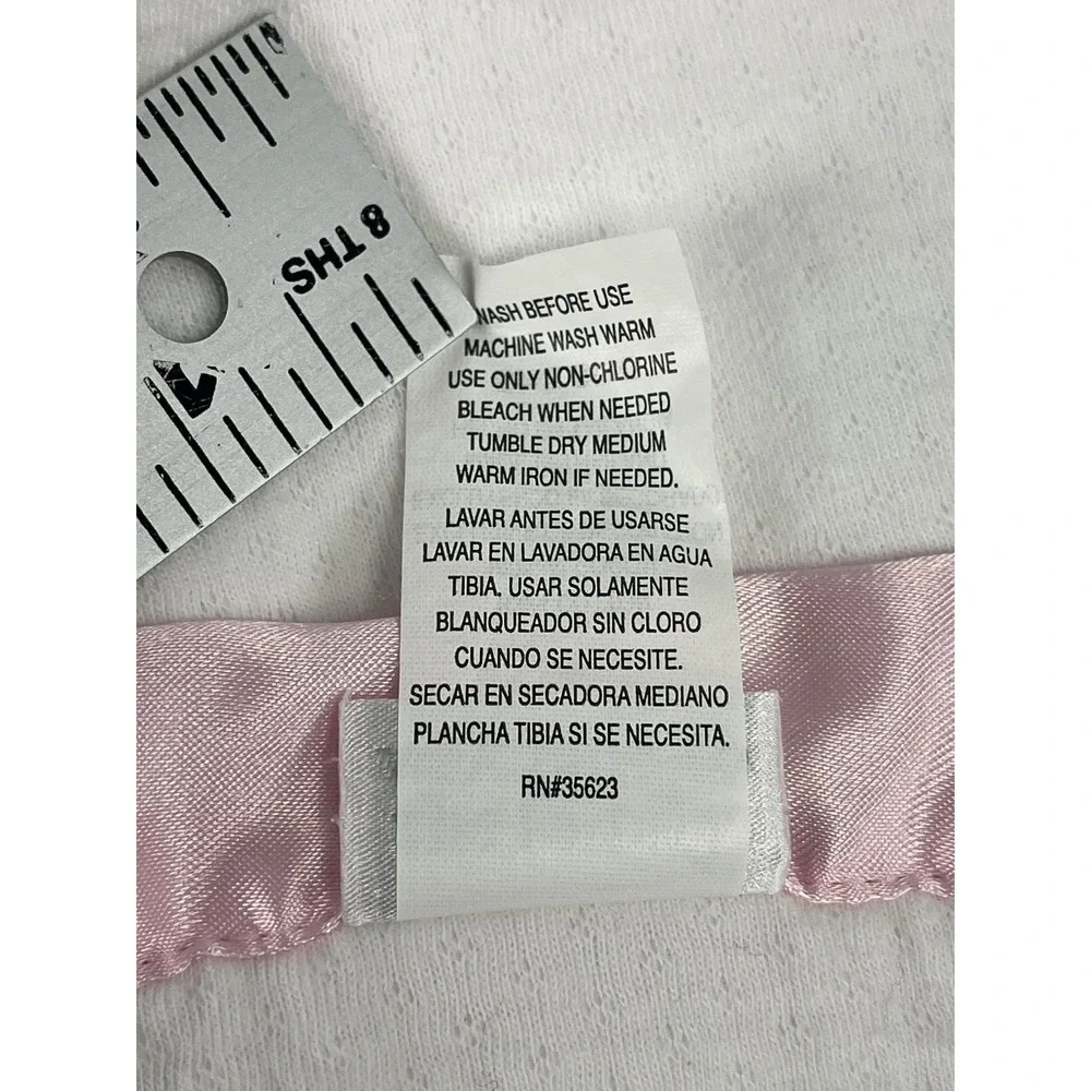Vintage Carters Little Rose Baby Blanket Flowers Satin Trim‎ 100% Cotton White